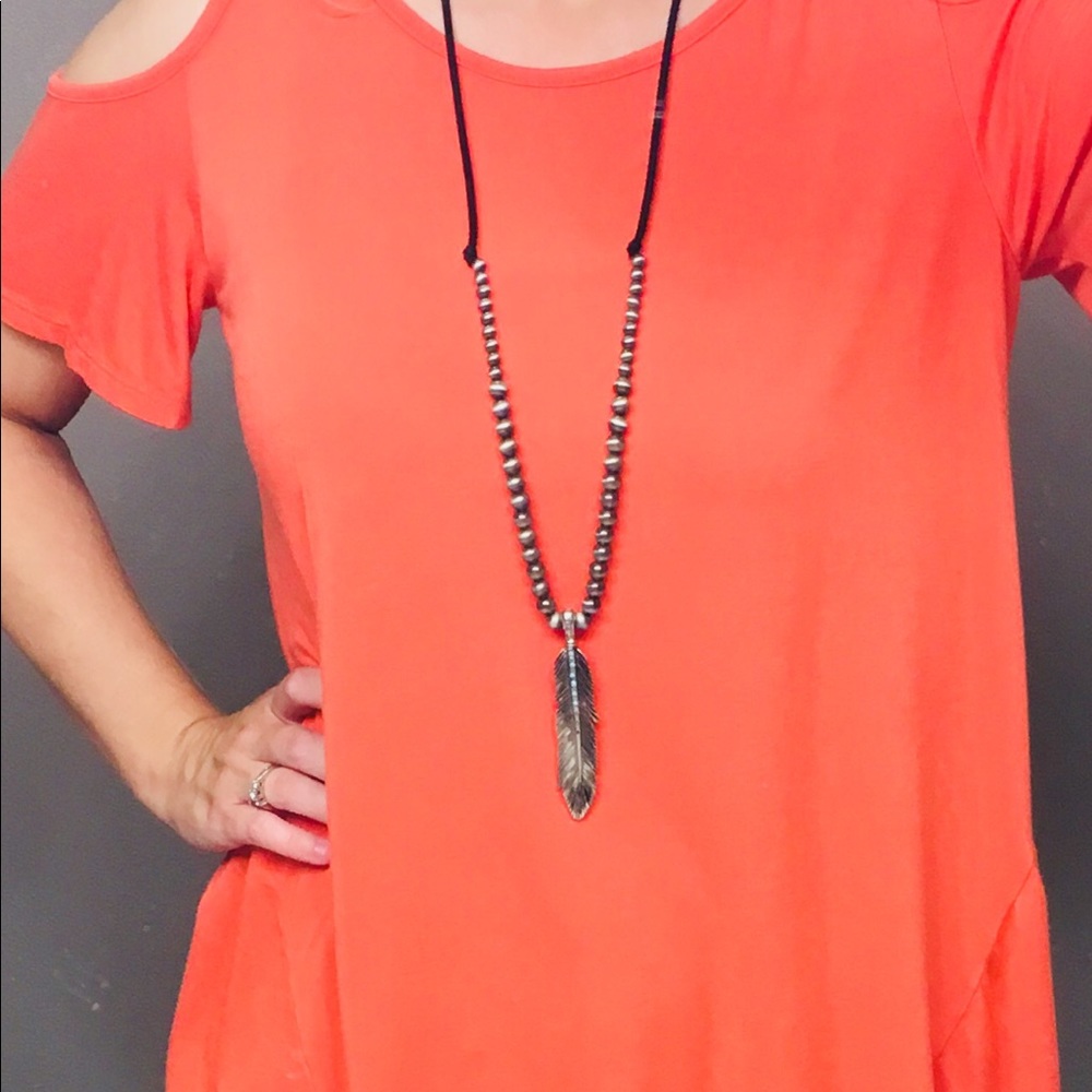 NWT Long silver feather necklace with earrings - Picture 6 of 6